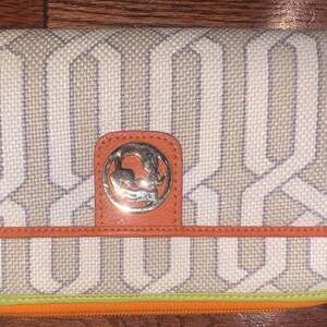 Spartina‎ 449 Canvas Zip Wallet with Leather Trim and Nautical Logo Emblem